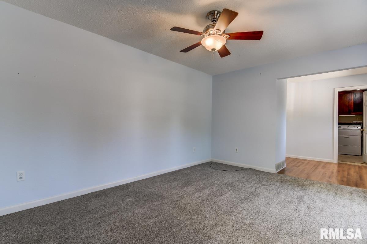 14378 Prairie Trail Athens, IL 62613 - Photo 5 of 39 Gallery Image 5