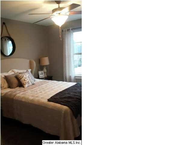 4412 Ridgemont Circle Birmingham, AL 35244 - Photo 6 of 11