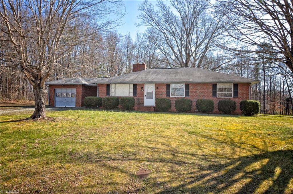 1160 Link Road Lexington, NC 27295 - Photo 1 of 14 Gallery Image 1