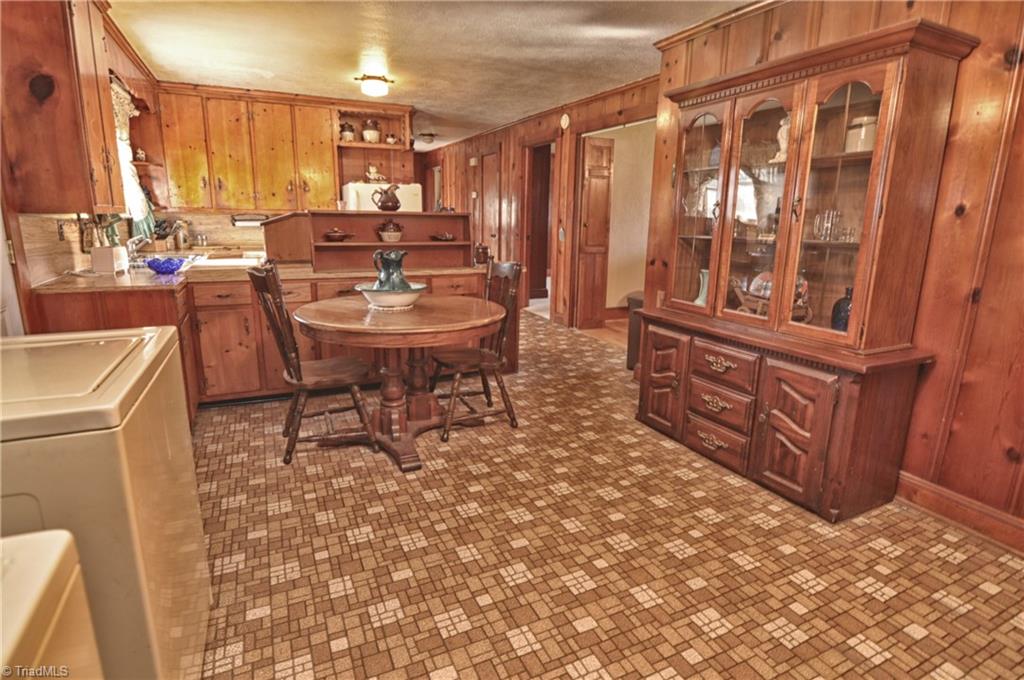 1160 Link Road Lexington, NC 27295 - Photo 10 of 14 Gallery Image 10