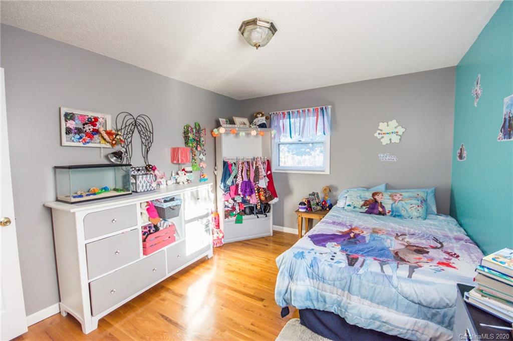483 Bassett Road Union Grove, NC 28689 - Photo 16 of 28 Gallery Image 16