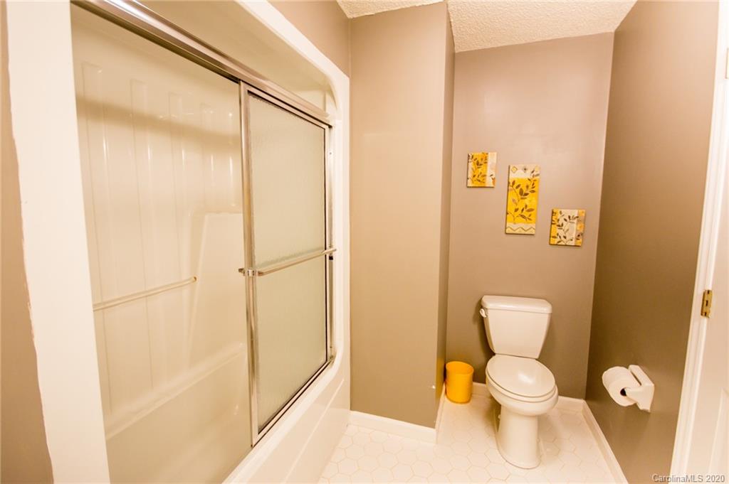 483 Bassett Road Union Grove, NC 28689 - Photo 18 of 28 Gallery Image 18