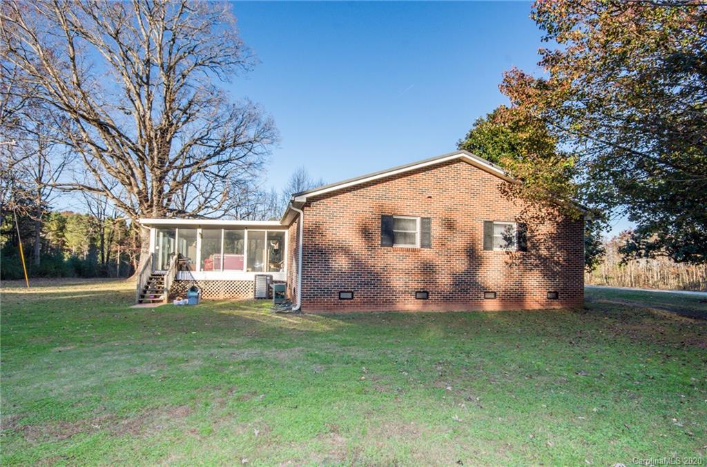 483 Bassett Road Union Grove, NC 28689 - Photo 24 of 28 Gallery Image 24