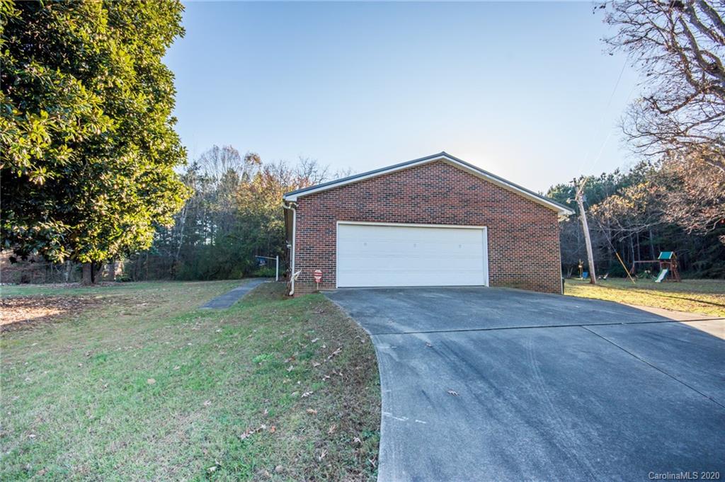 483 Bassett Road Union Grove, NC 28689 - Photo 26 of 28 Gallery Image 26