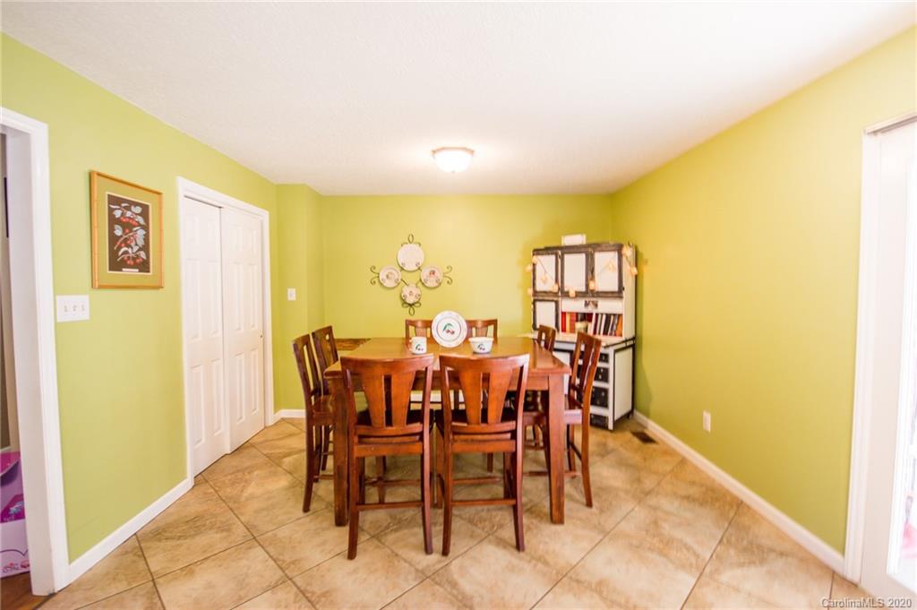 483 Bassett Road Union Grove, NC 28689 - Photo 7 of 28 Gallery Image 7