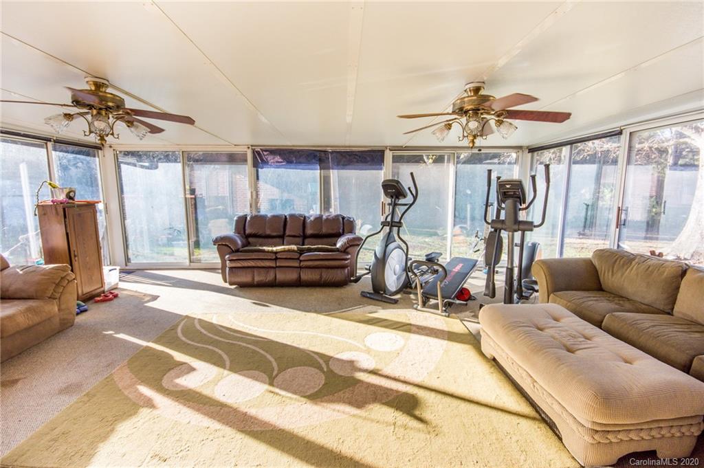 483 Bassett Road Union Grove, NC 28689 - Photo 10 of 28 Gallery Image 10