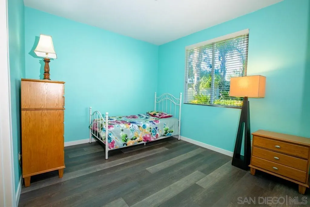 31340 Locust Court Temecula, CA 92592 - Photo 22 of 24 a bedroom with bed and a window