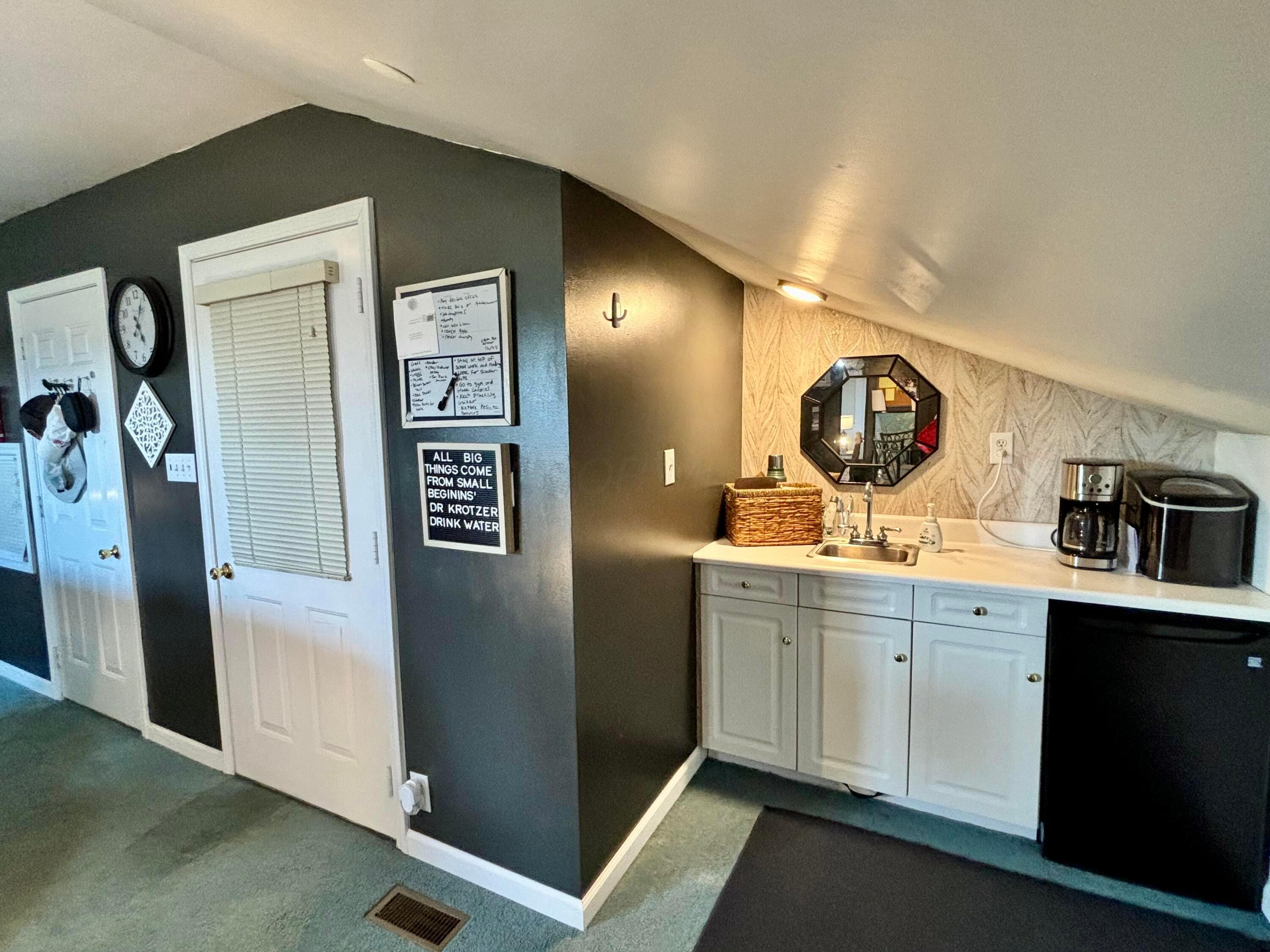 1012 Lake Fork Road Utica, OH 43080 - Photo 124 of 124 Garage Apt