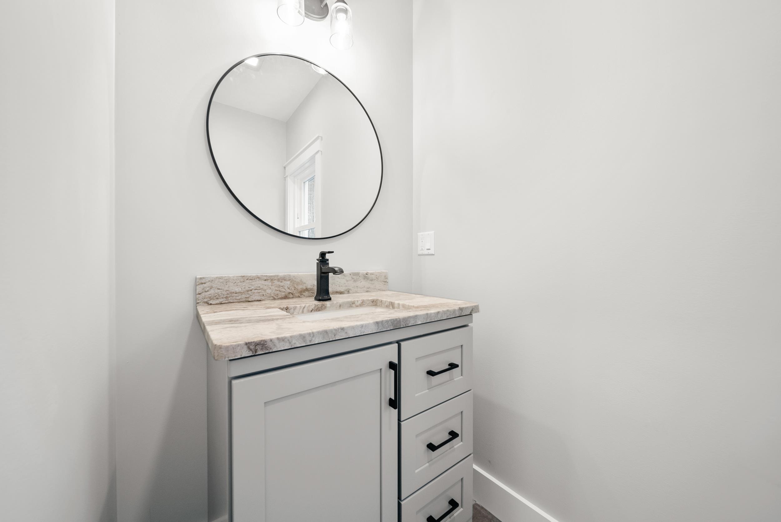 557 Mountain Road Concord, NH 03301 - Photo 19 of 52