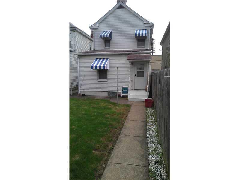 1112 Valley Street McKees Rocks, PA 15136 - Photo 2 of 3 Exterior Back.