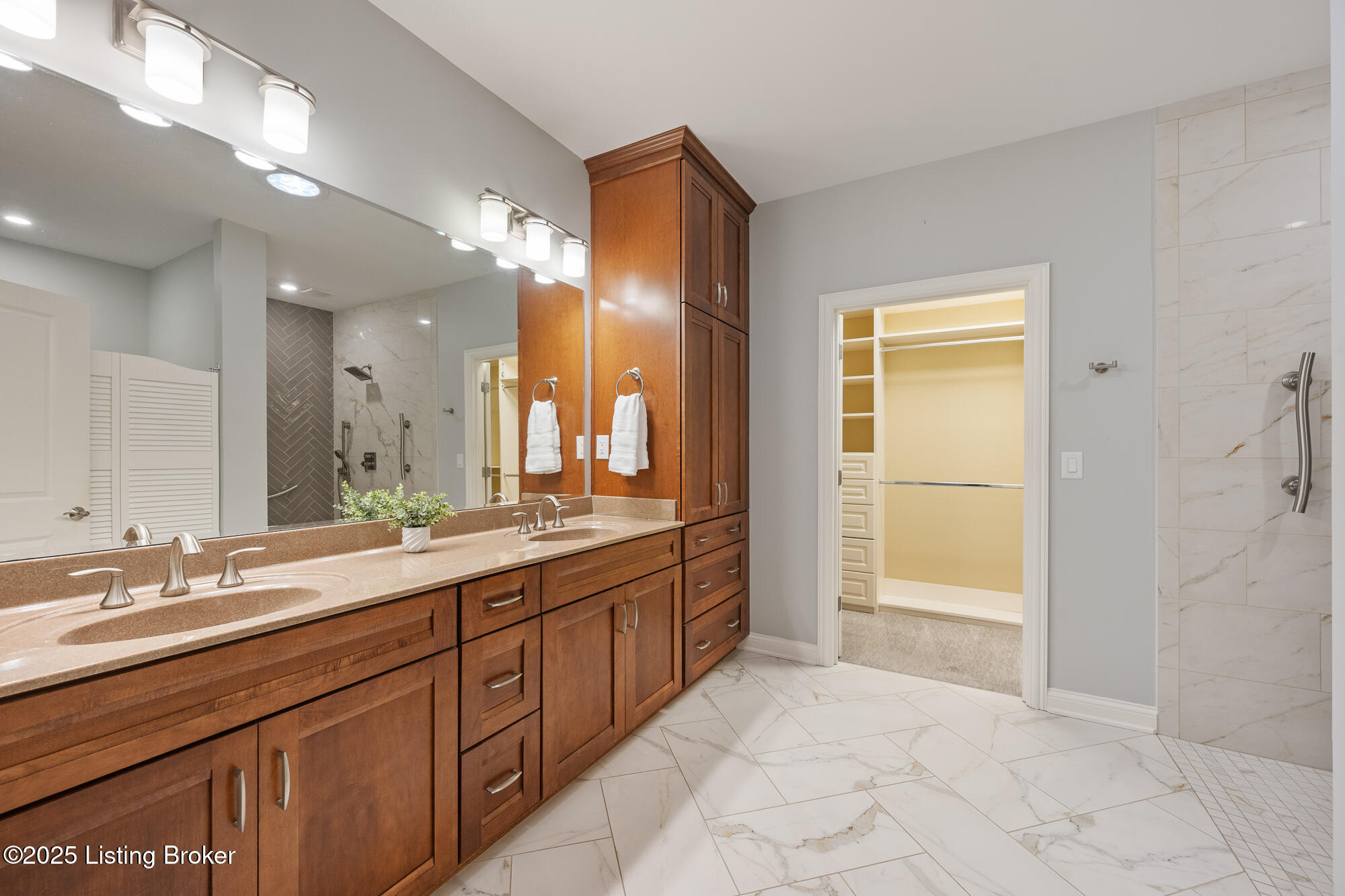 10622 Riva Road Louisville, KY 40223 - Photo 19 of 43 10622 Riva Rd-24