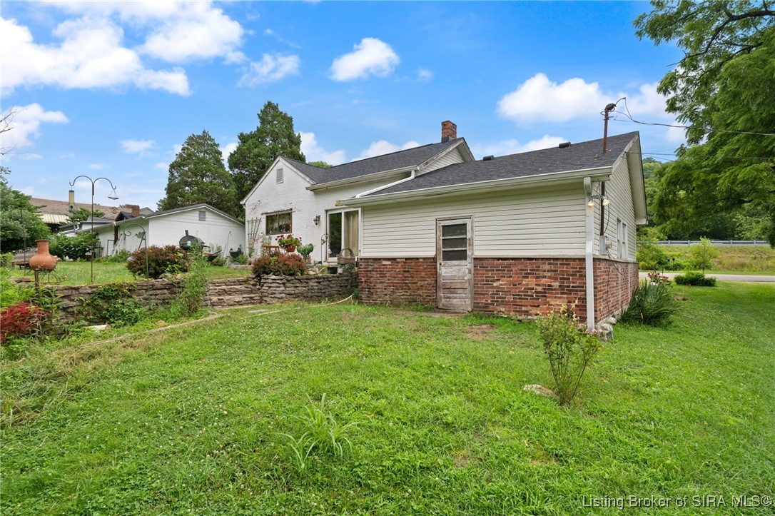 1127 Walnut Street Madison, IN 47250 - Photo 6 of 69