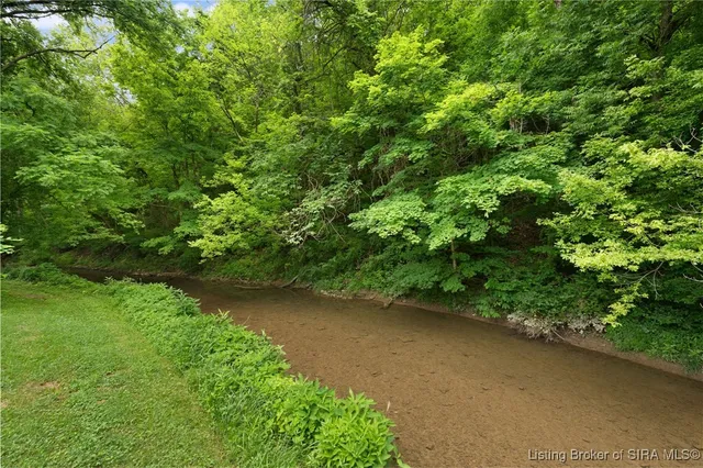 $229,000 | 1127 Walnut Street, Madison, IN 47250