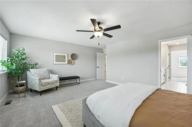 $488,000 | 11112 North Glenwood Avenue, Kansas City, MO 64157