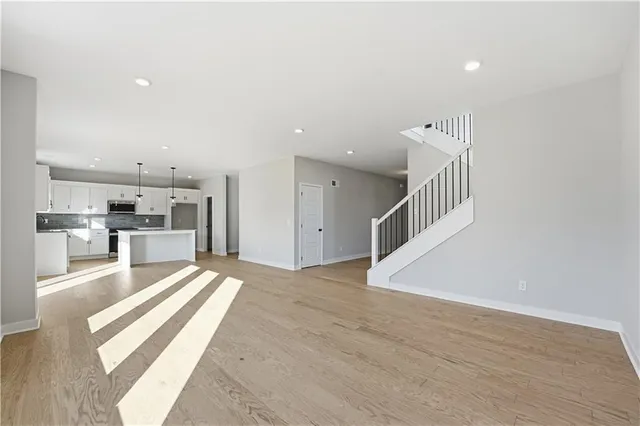 $488,000 | 11112 North Glenwood Avenue, Kansas City, MO 64157