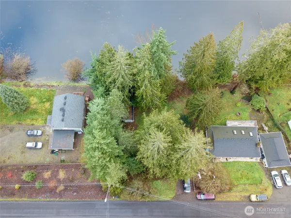 $149,950 | 20501 Larita Drive East, Bonney Lake, WA 98391