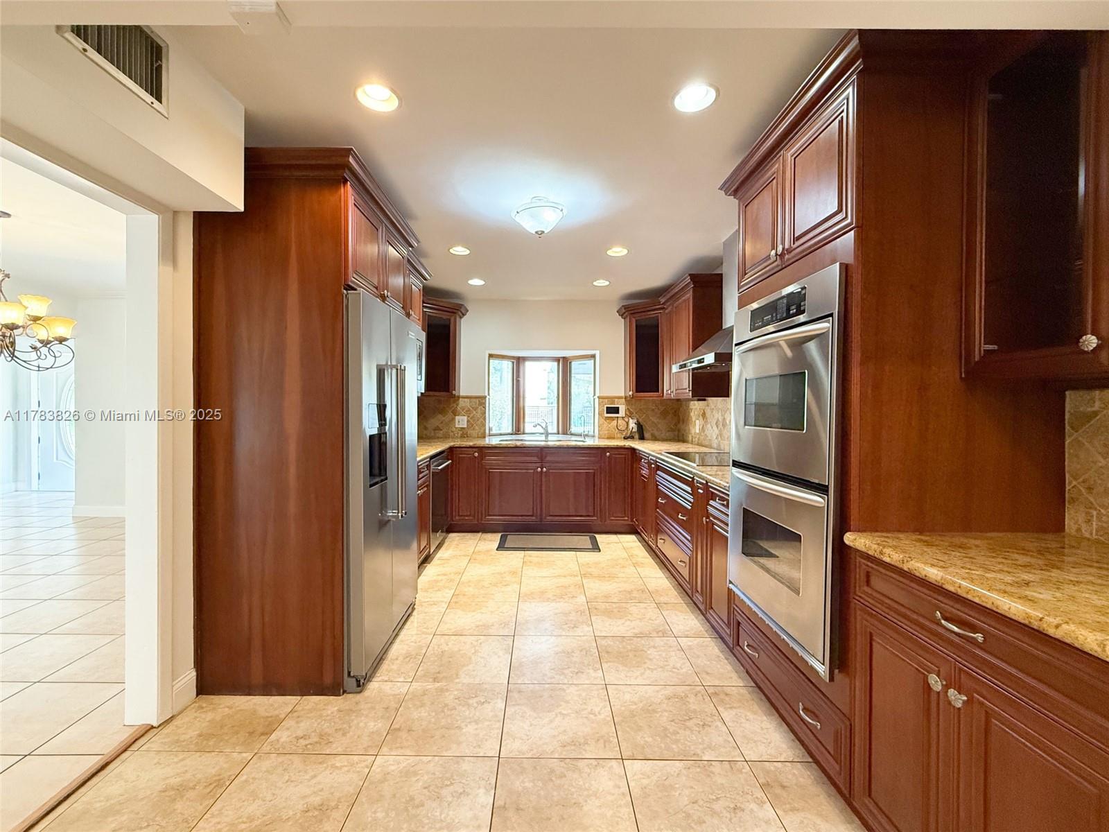 6282 Southwest 133rd Street Pinecrest, FL 33156 - Photo 25 of 43