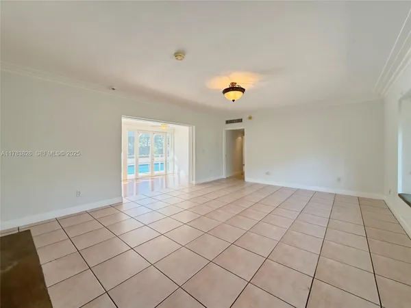 $7,900 | 6282 Southwest 133rd Street, Pinecrest, FL 33156