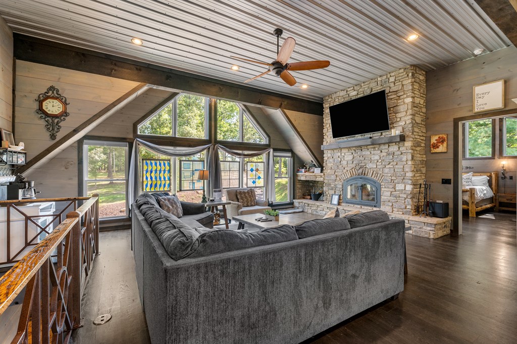 94 Rome Point Blue Ridge, GA 30513 - Photo 30 of 72