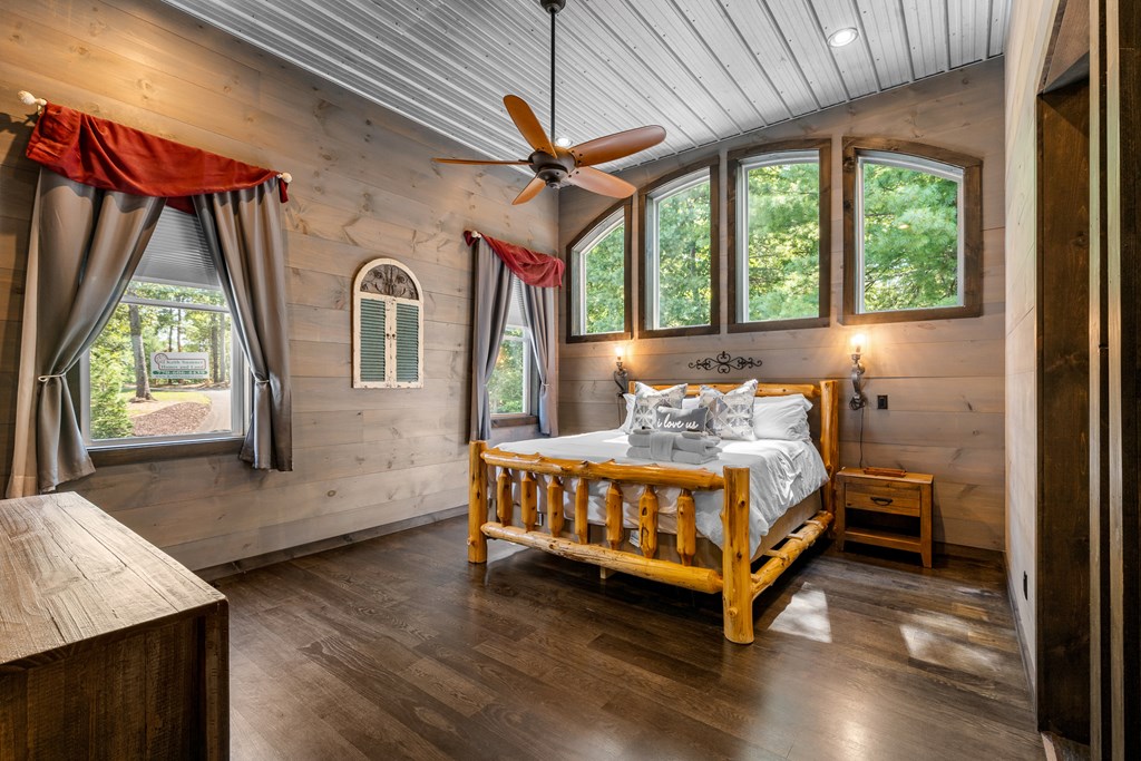 94 Rome Point Blue Ridge, GA 30513 - Photo 36 of 72