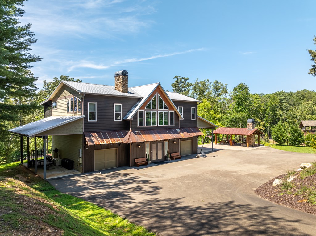 94 Rome Point Blue Ridge, GA 30513 - Photo 4 of 72