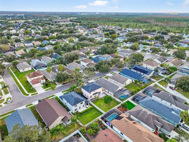 $575,000 | 4921 Casa Vista Drive, Orlando, FL 32837