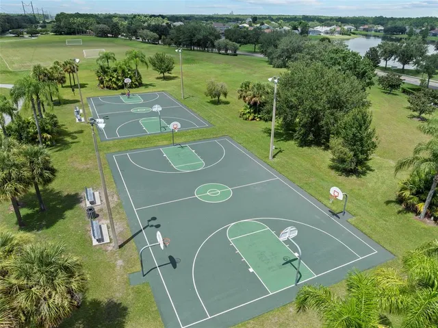 $575,000 | 4921 Casa Vista Drive, Orlando, FL 32837