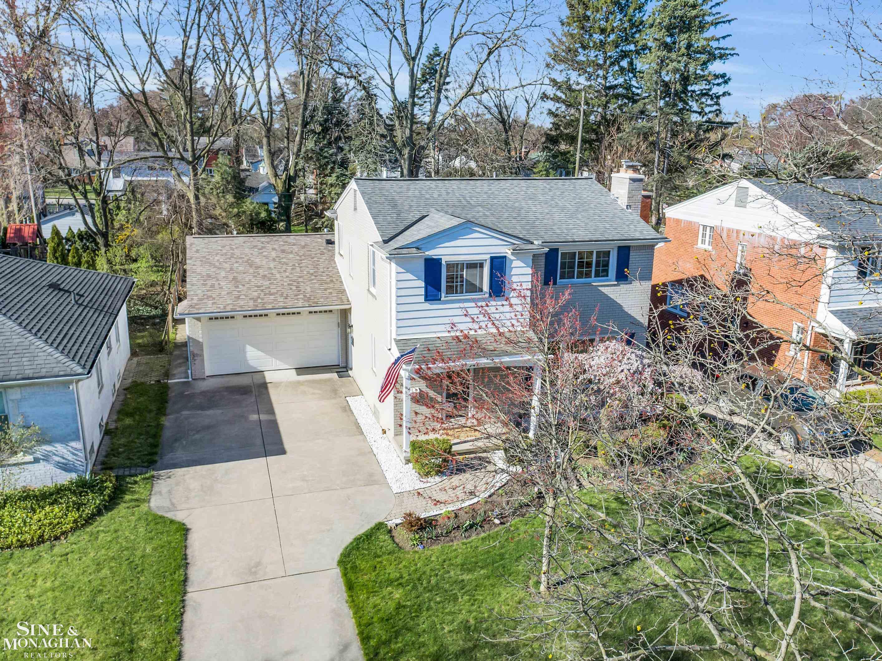 347 Ridgemont Road Grosse Pointe, MI 48236 - Photo 39 of 77 50139299-07285892-5fbd-41ae-8cf5-34f1386fe17f.JPG