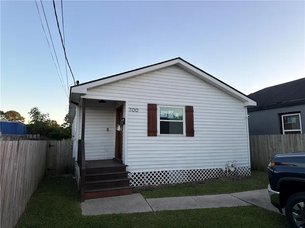 $109,000 | 700 21st Street, Gretna, LA 70053