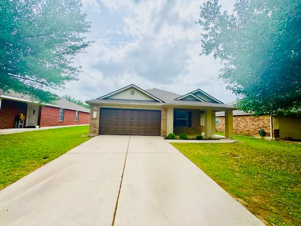 $1,950 | 3409 Pioneer Crossing Drive, Round Rock, TX 78665