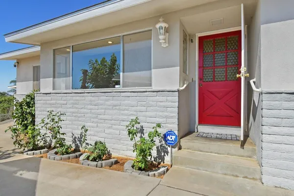 $625,000 | 230 Mountain View Road, El Cajon, CA 92021