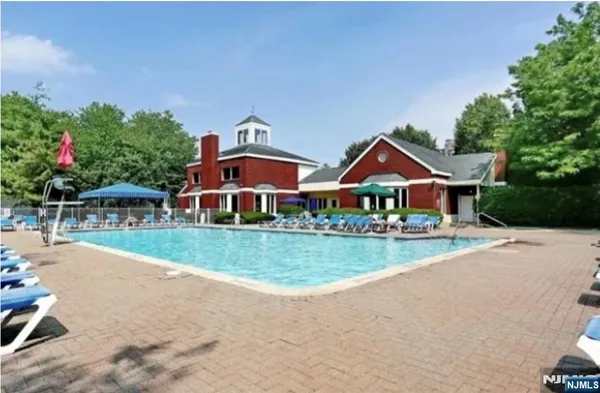 $495,000 | 102 Nelson Court, Unit O102, Edgewater, NJ 07020