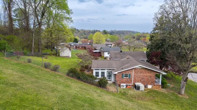 $370,000 | 7004 Lystra Road, Harrison, TN 37341
