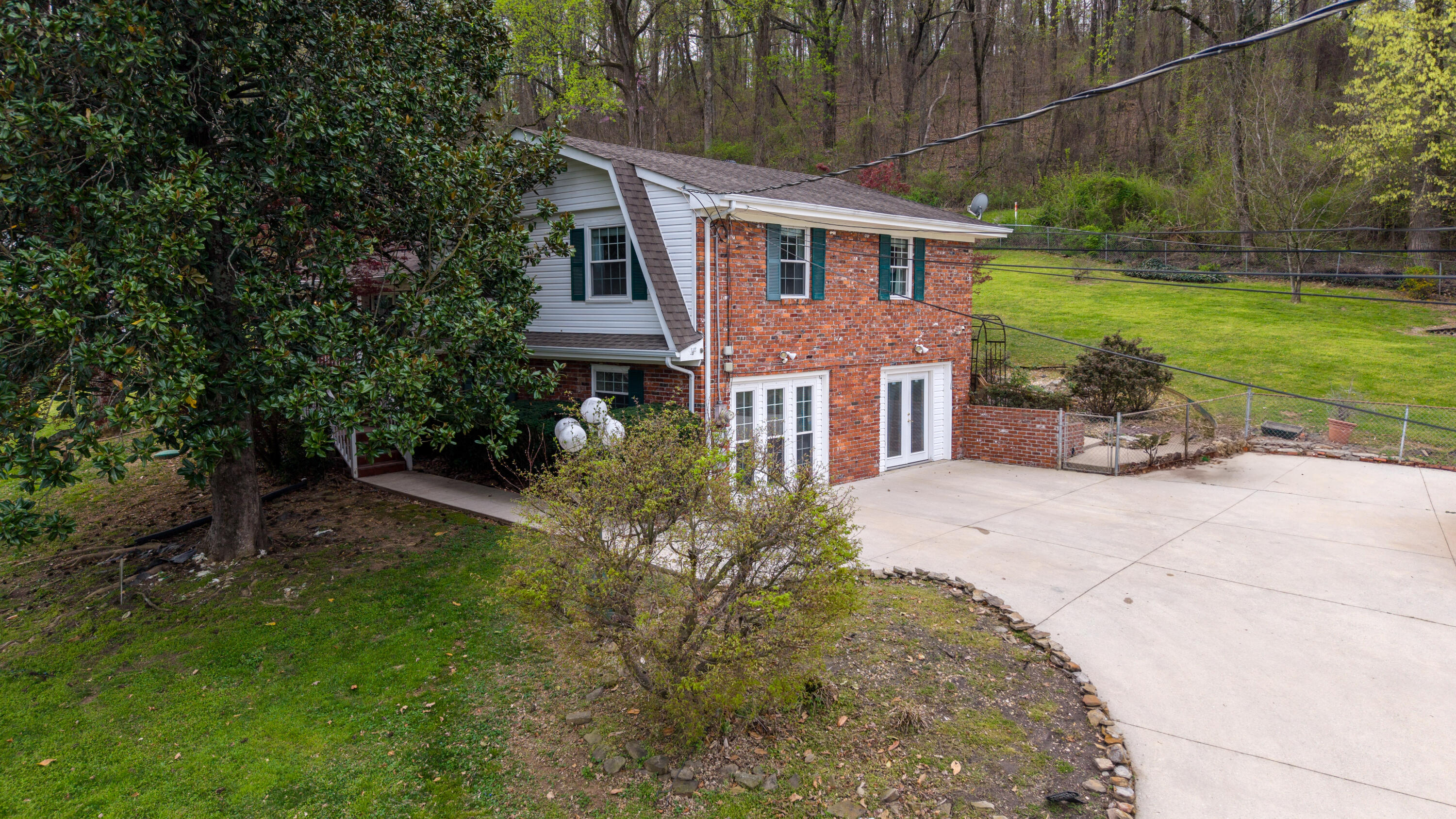 7004 Lystra Road Harrison, TN 37341 - Photo 10 of 38 5