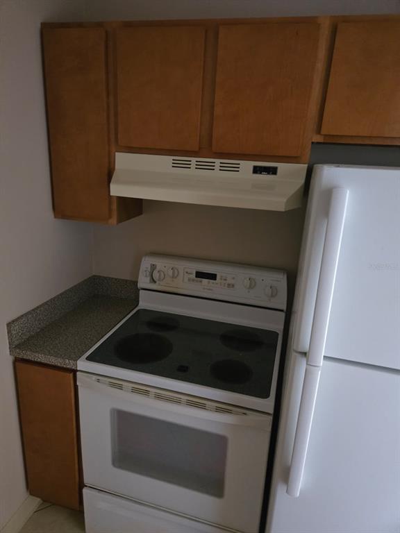 24862 US Highway 19 North, Unit 703 Clearwater, FL 33763 - Photo 10 of 24 a close view of washer and dryer