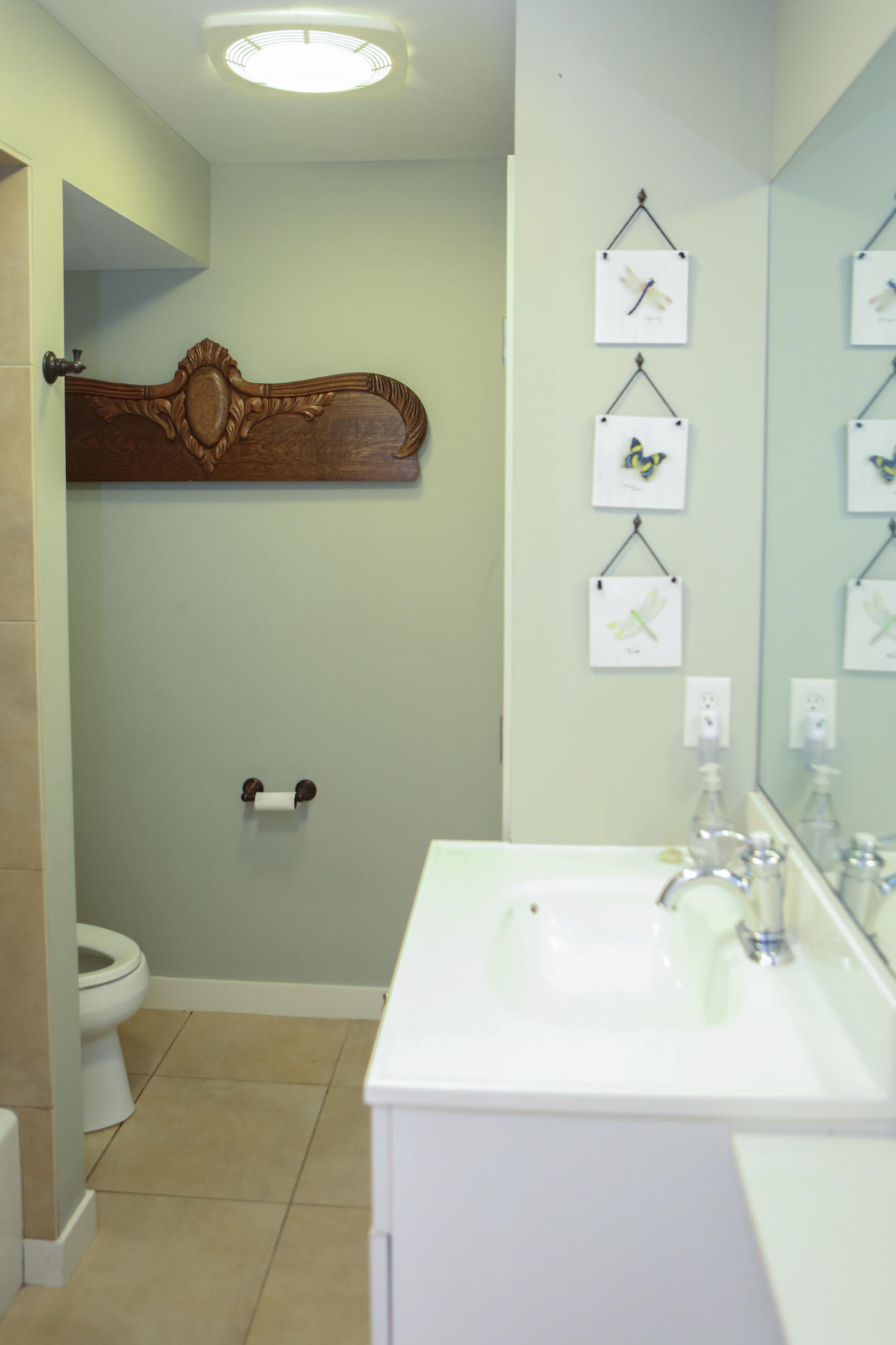1000 Old County Road Wellfleet, MA 02667 - Photo 33 of 35 a bathroom with a sink a toilet and a mirror
