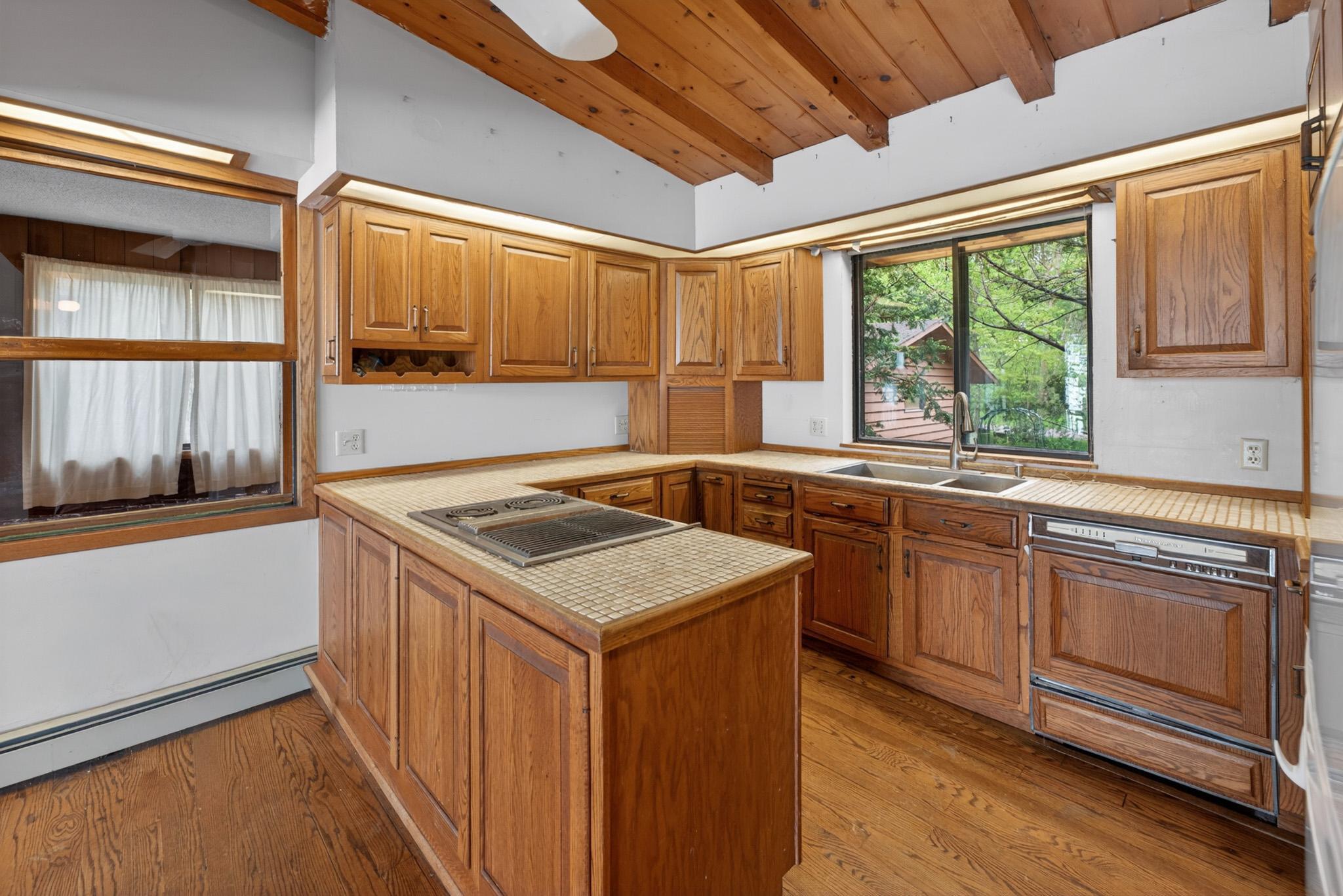 15770 Linden Tree Road Grasston, MN 55030 - Photo 4 of 53