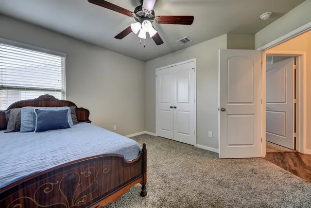 $260,000 | 808 Mockingbird Street, Navasota, TX 77868