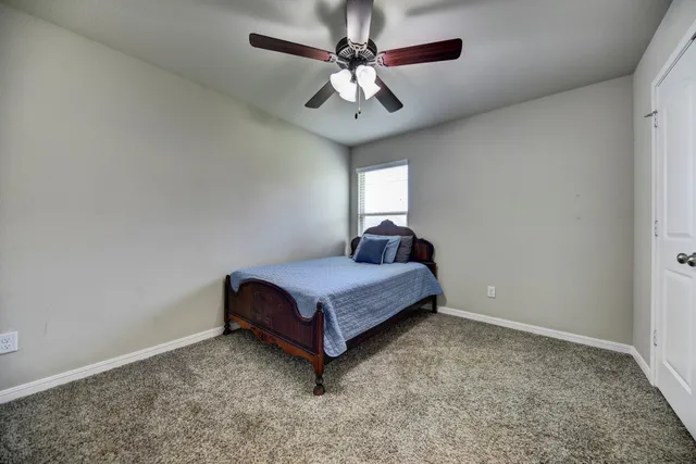 $260,000 | 808 Mockingbird Street, Navasota, TX 77868