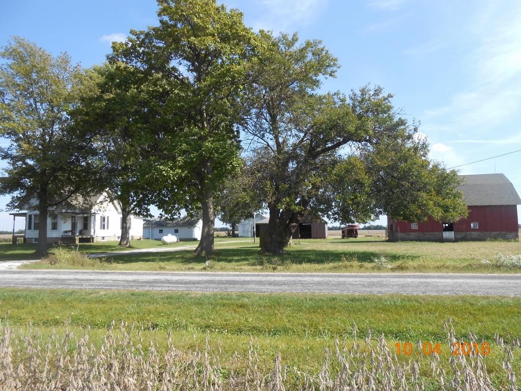 19144 East 18th Road Nokomis, IL 62075 - Photo 1 of 11