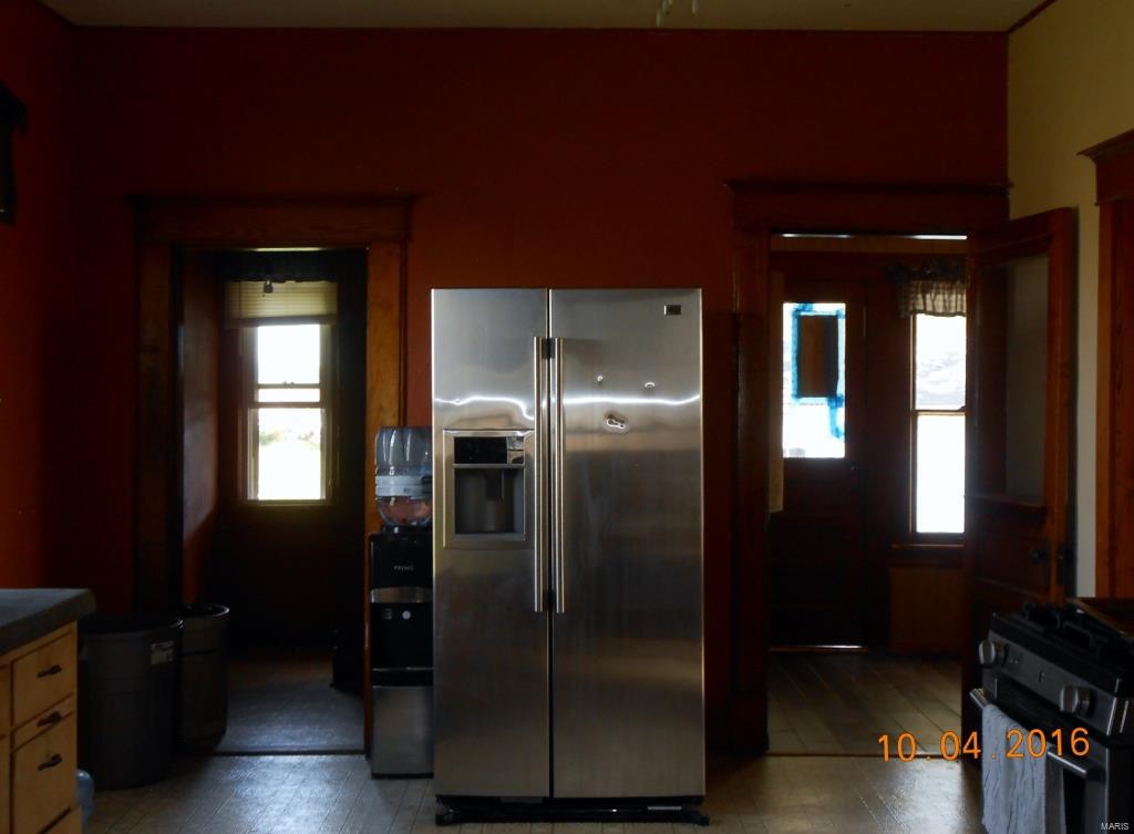 19144 East 18th Road Nokomis, IL 62075 - Photo 9 of 11