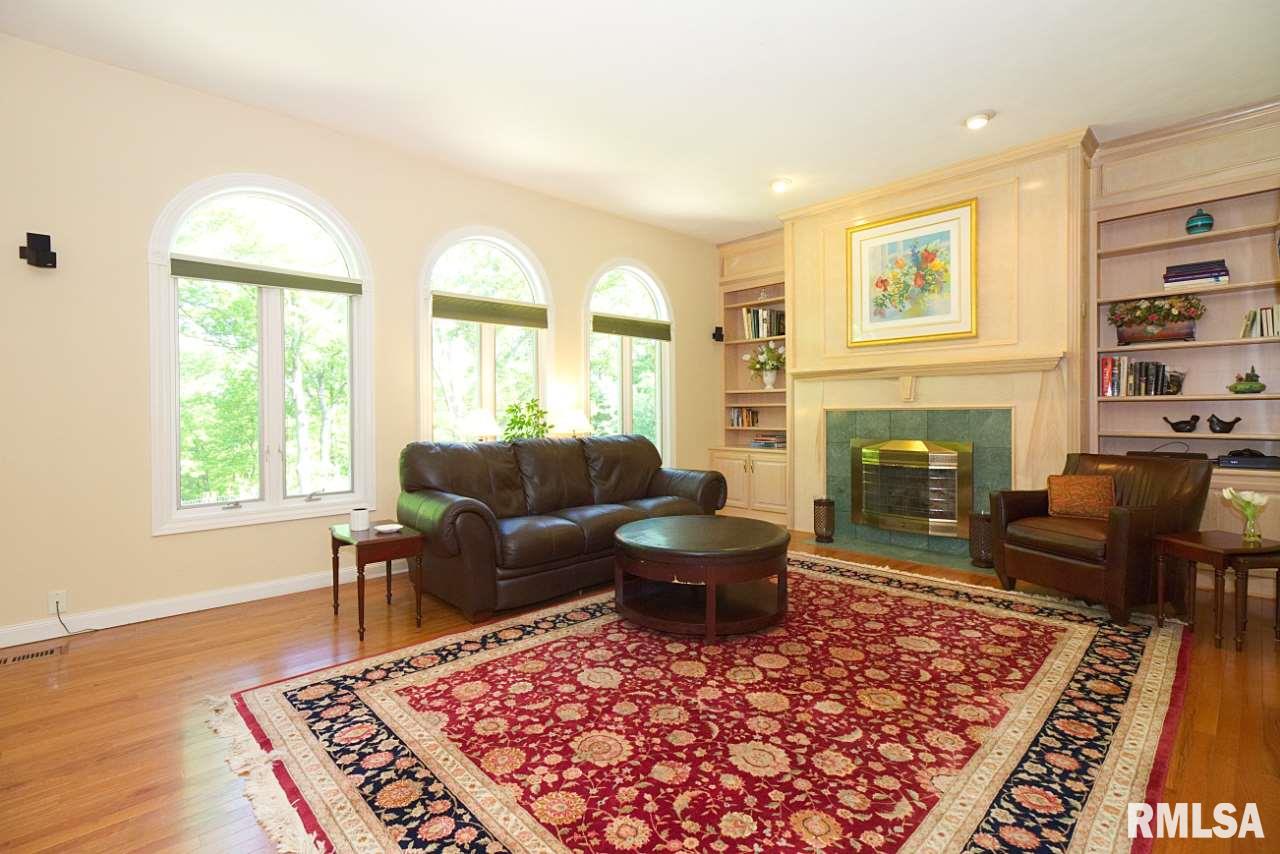 12705 Georgetowne Road Dunlap, IL 61525 - Photo 18 of 36 Gallery Image 18