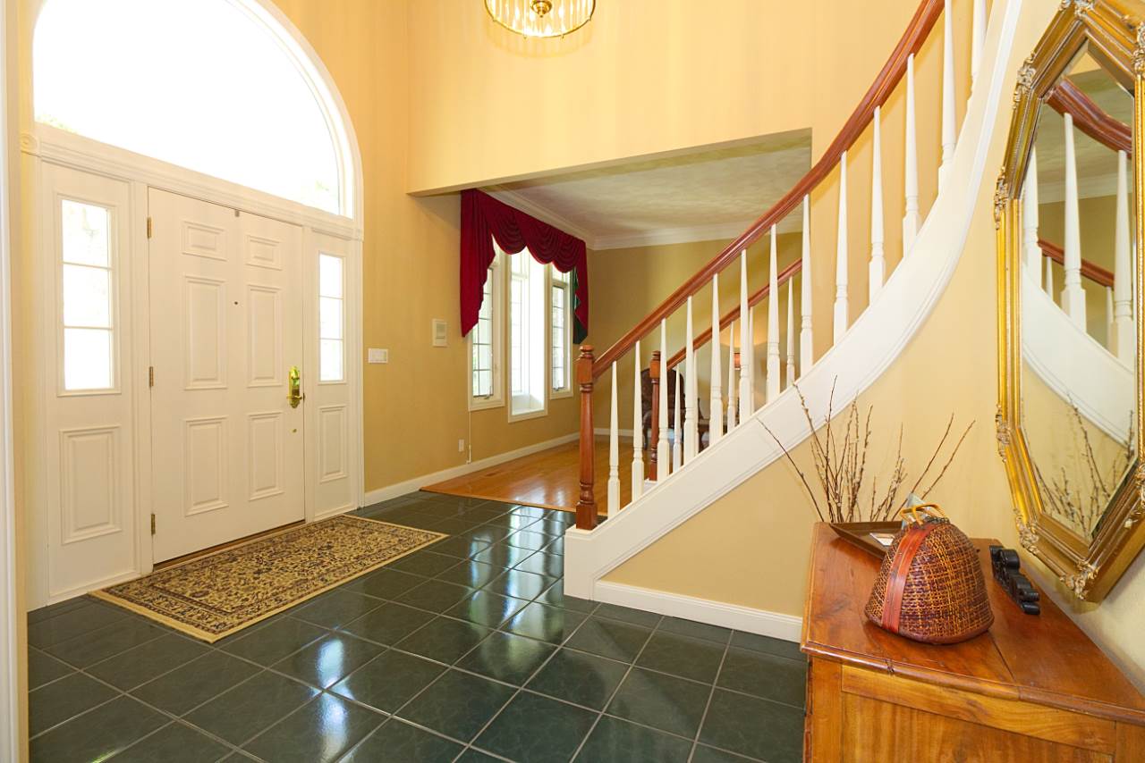 12705 Georgetowne Road Dunlap, IL 61525 - Photo 3 of 36 Gallery Image 3
