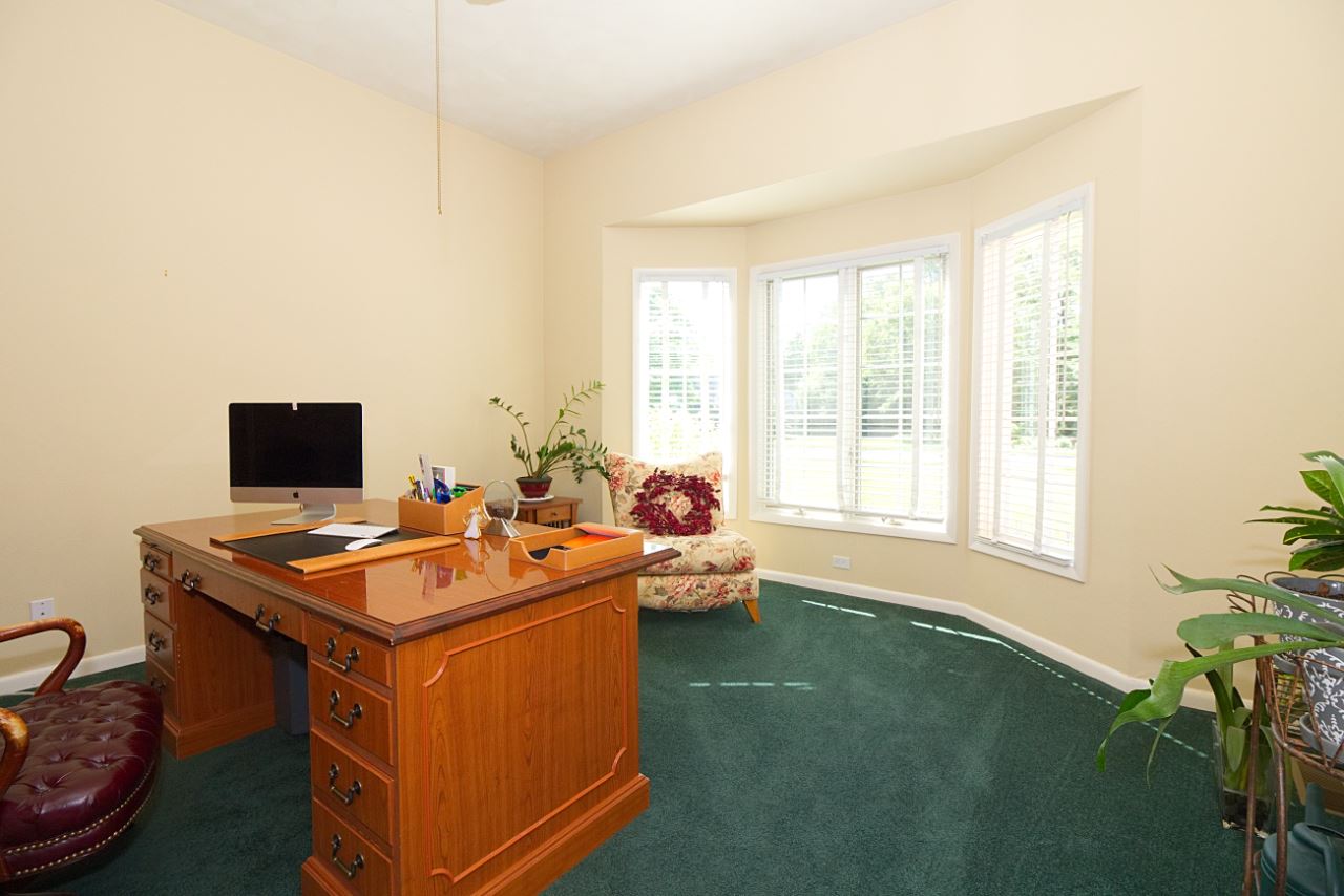 12705 Georgetowne Road Dunlap, IL 61525 - Photo 4 of 36 Gallery Image 4