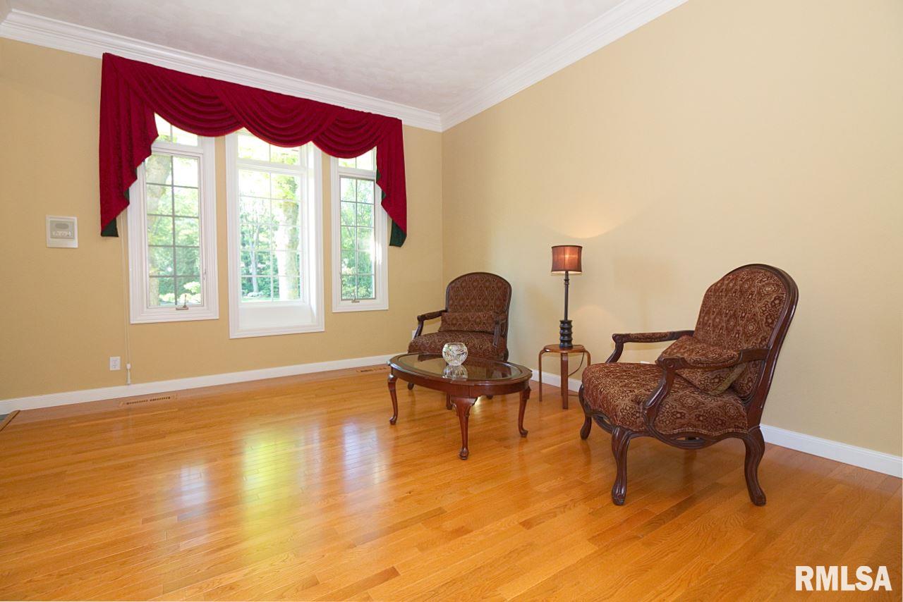12705 Georgetowne Road Dunlap, IL 61525 - Photo 7 of 36 Gallery Image 7