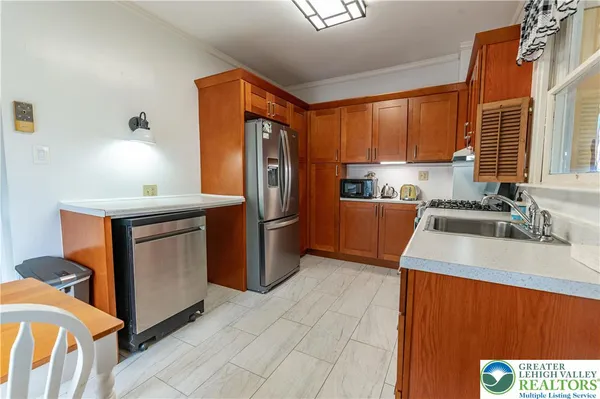 $265,000 | 623 Highland Avenue, Bethlehem, PA 18018