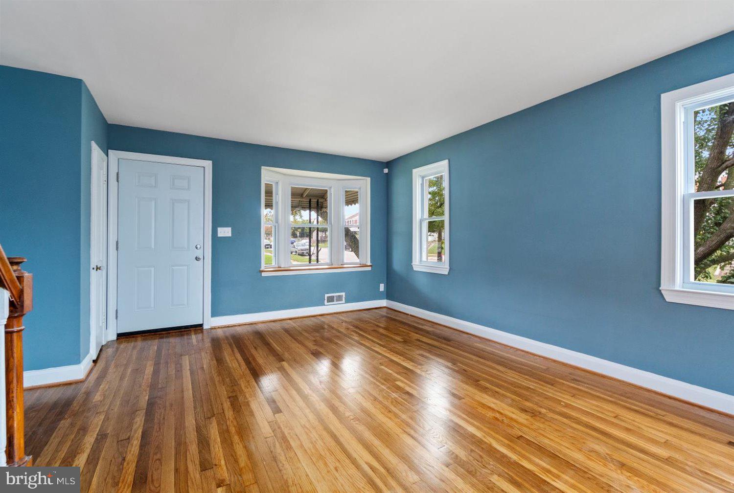 185 Bennett Road Baltimore, MD 21221 - Photo 5 of 24