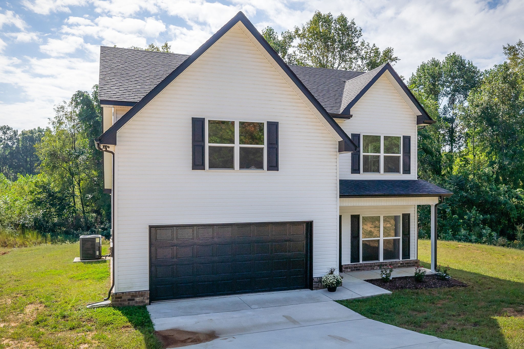 431 Old Morrison Road McMinnville, TN 37110 - Photo 2 of 45