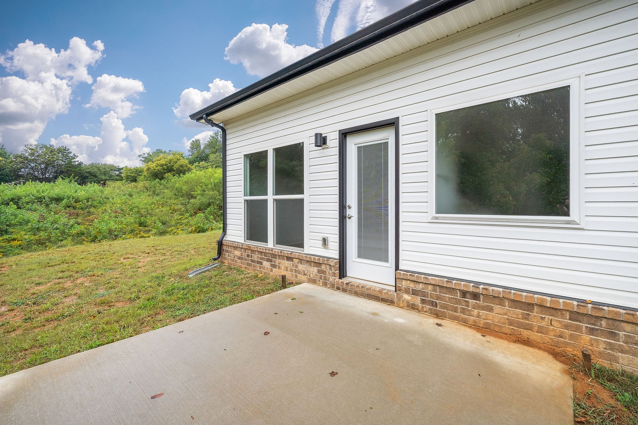 431 Old Morrison Road McMinnville, TN 37110 - Photo 8 of 45