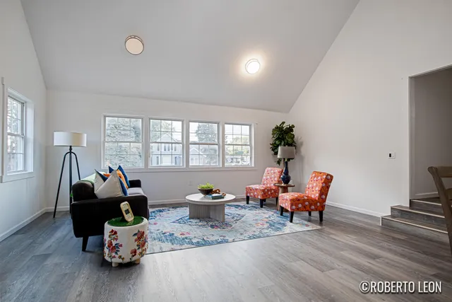 $350,000 | 3994 Canal Avenue Southwest, Grandville, MI 49418